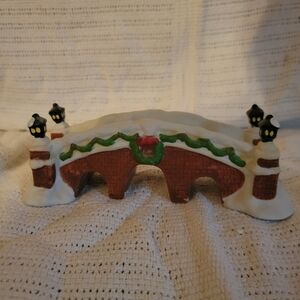 Lemax Dickensvale Lamp Bridge